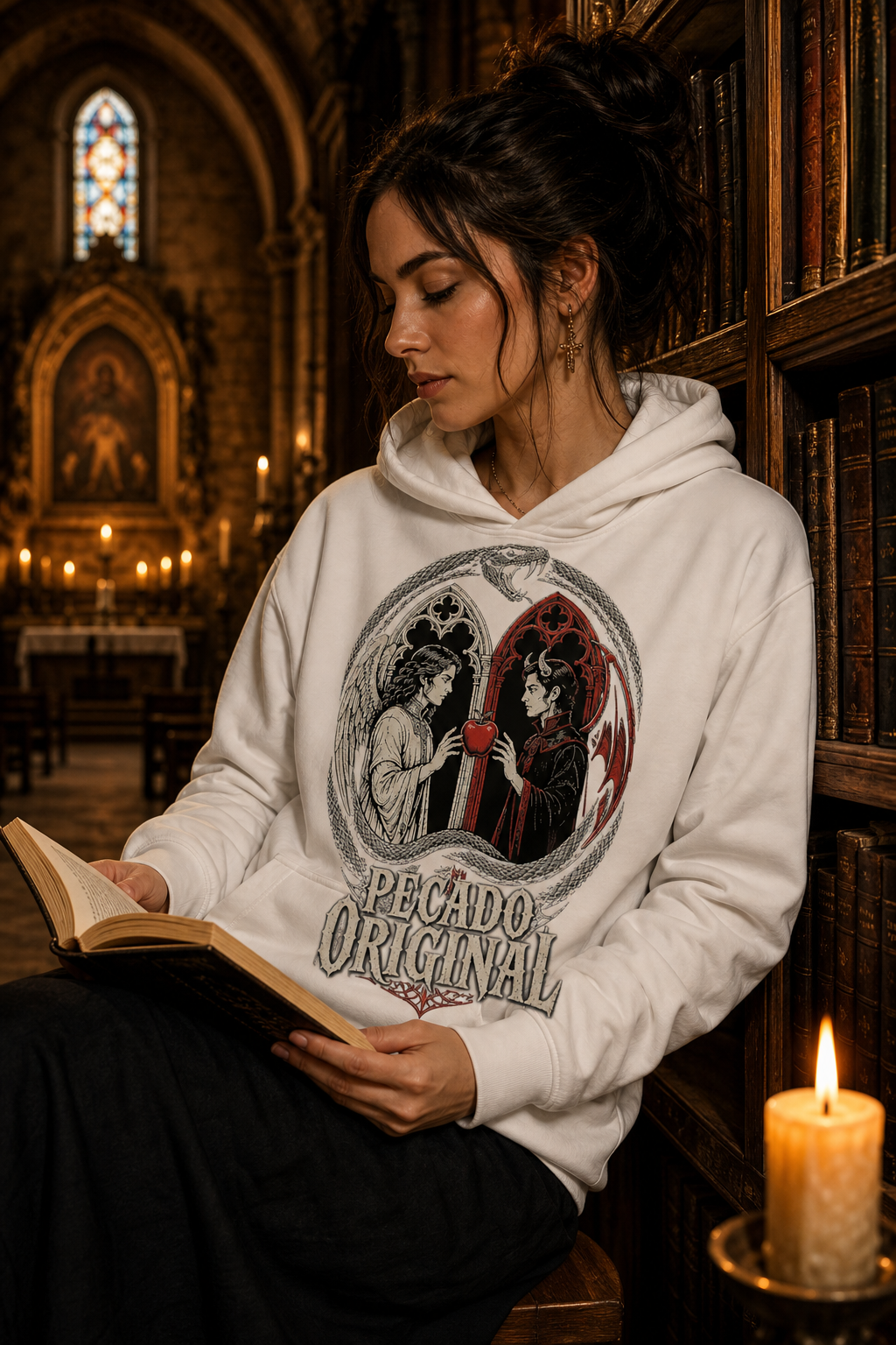 Sudadera Pecado Original - blanca mujer biblioteca monástica