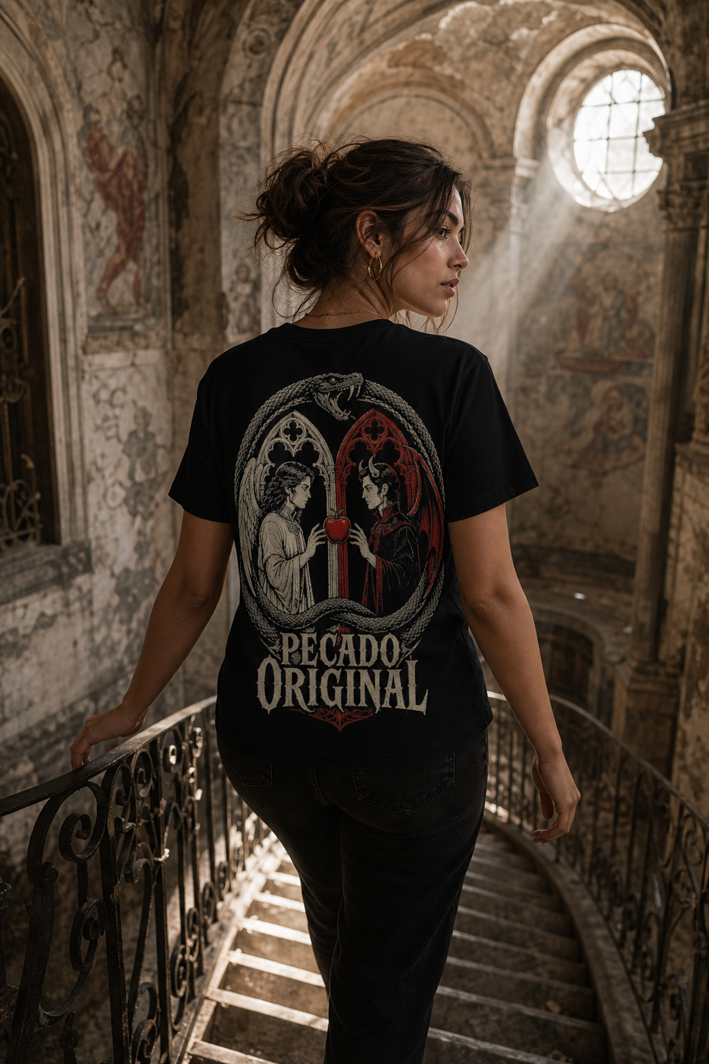 Camiseta Pecado Original - negra normal mujer capilla escalera
